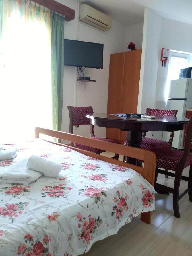 Apartment Stella มูร์แตร์ ภายนอก รูปภาพ